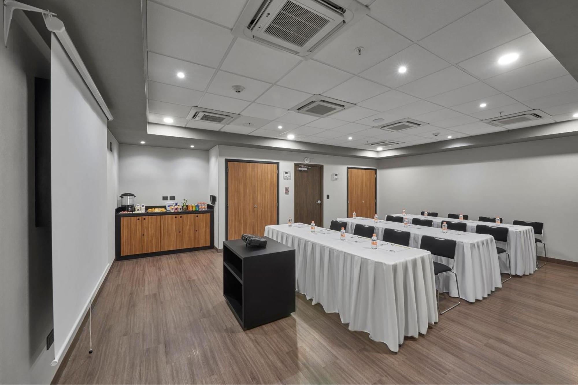 City Express By Marriott Tijuana Otay Ngoại thất bức ảnh